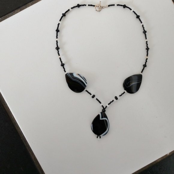 Black Beaded Statement Necklace With Agate Teardrop Pendants Handmade 19 Inches - Picture 12 of 12